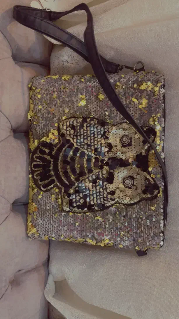 دوتا کیف دوشی|کیف، کفش، کمربند|زنجان, |دیوار