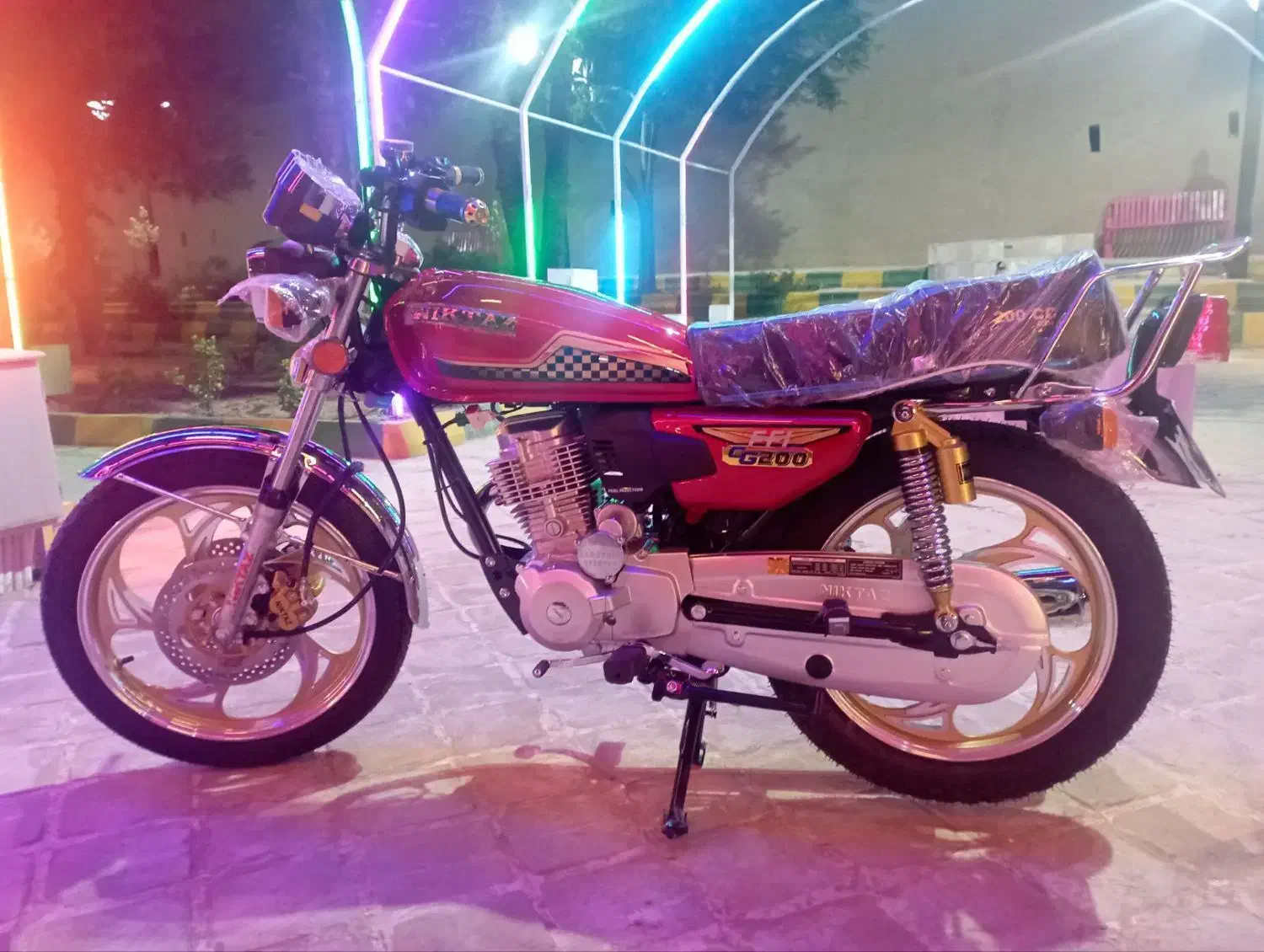 موتور نیکتاز 200کیلومتر دیجیتالی۱۴۰۴|موتورسیکلت|خوسف, |دیوار