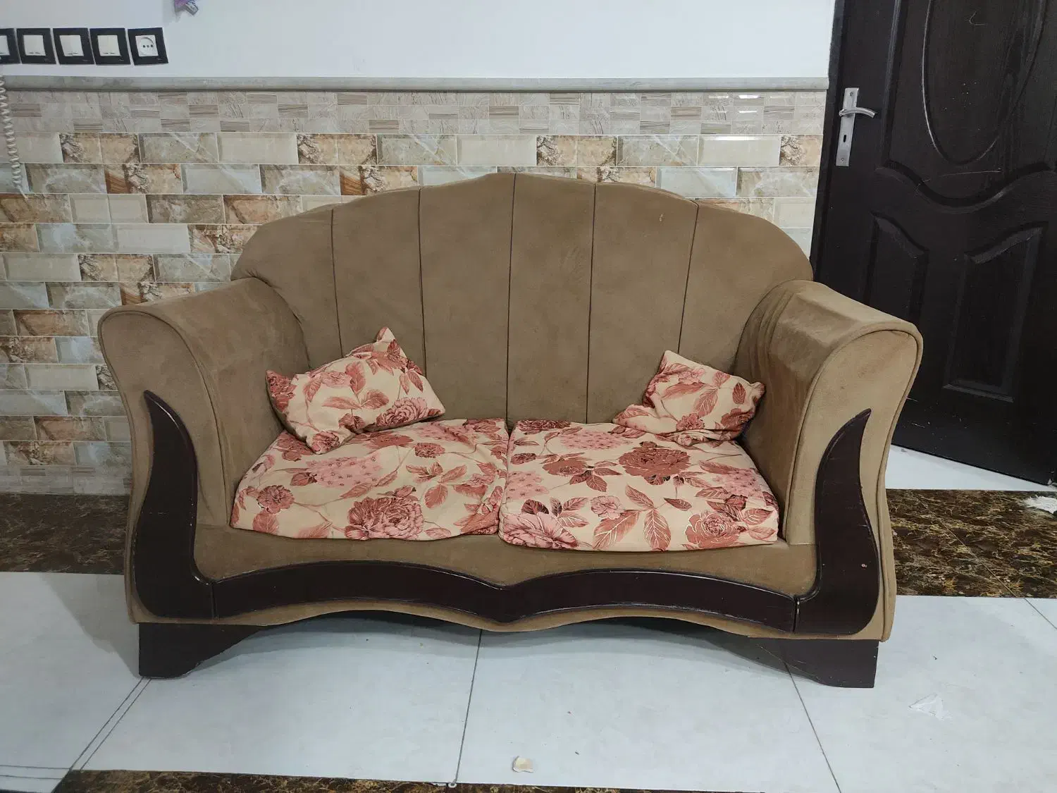 مبل راحتی 7 نفره|مبلمان خانگی و میز عسلی|کرمانشاه, |دیوار