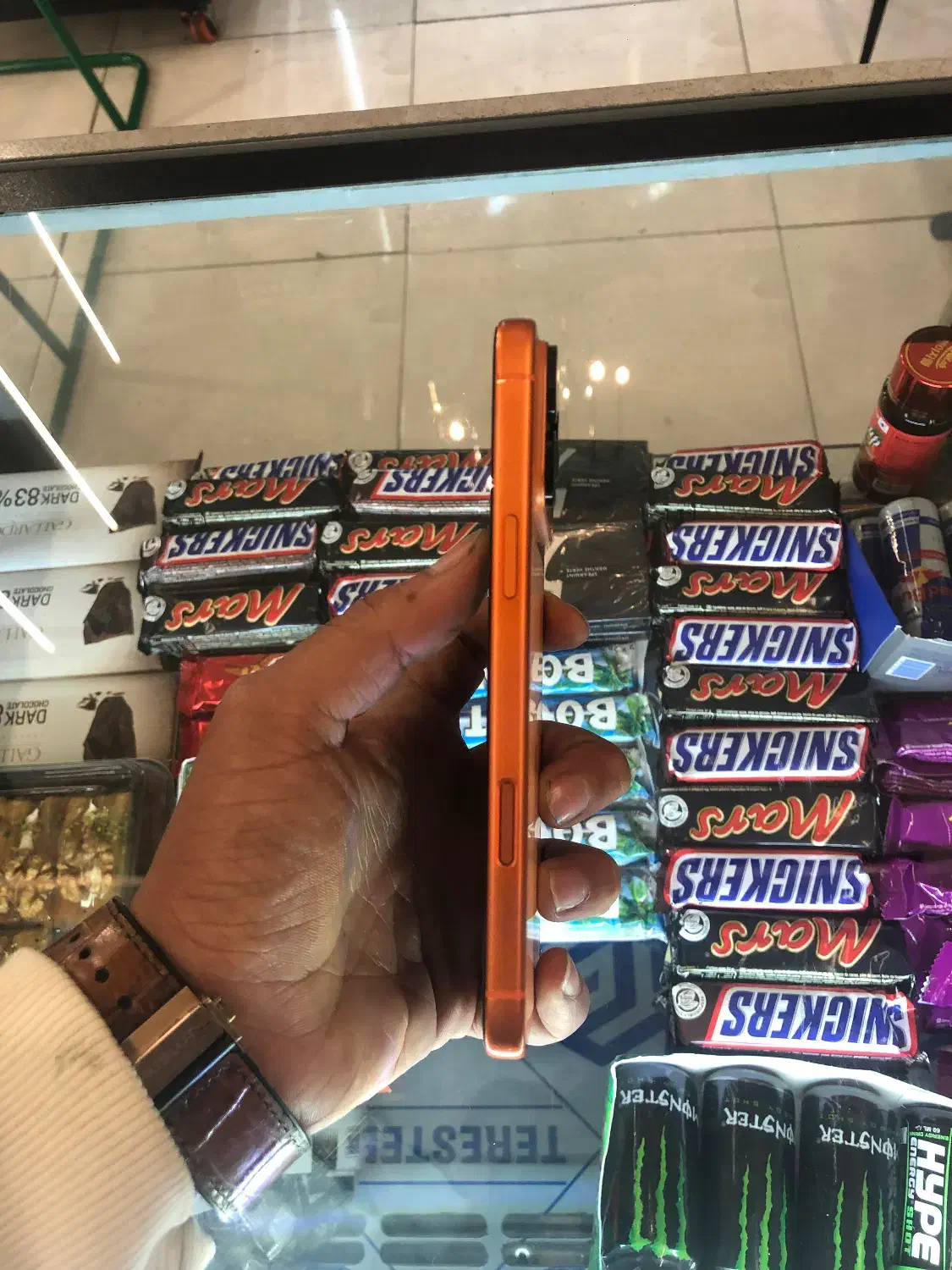 17پرومکس|موبایل|شیراز, ریشمک|دیوار