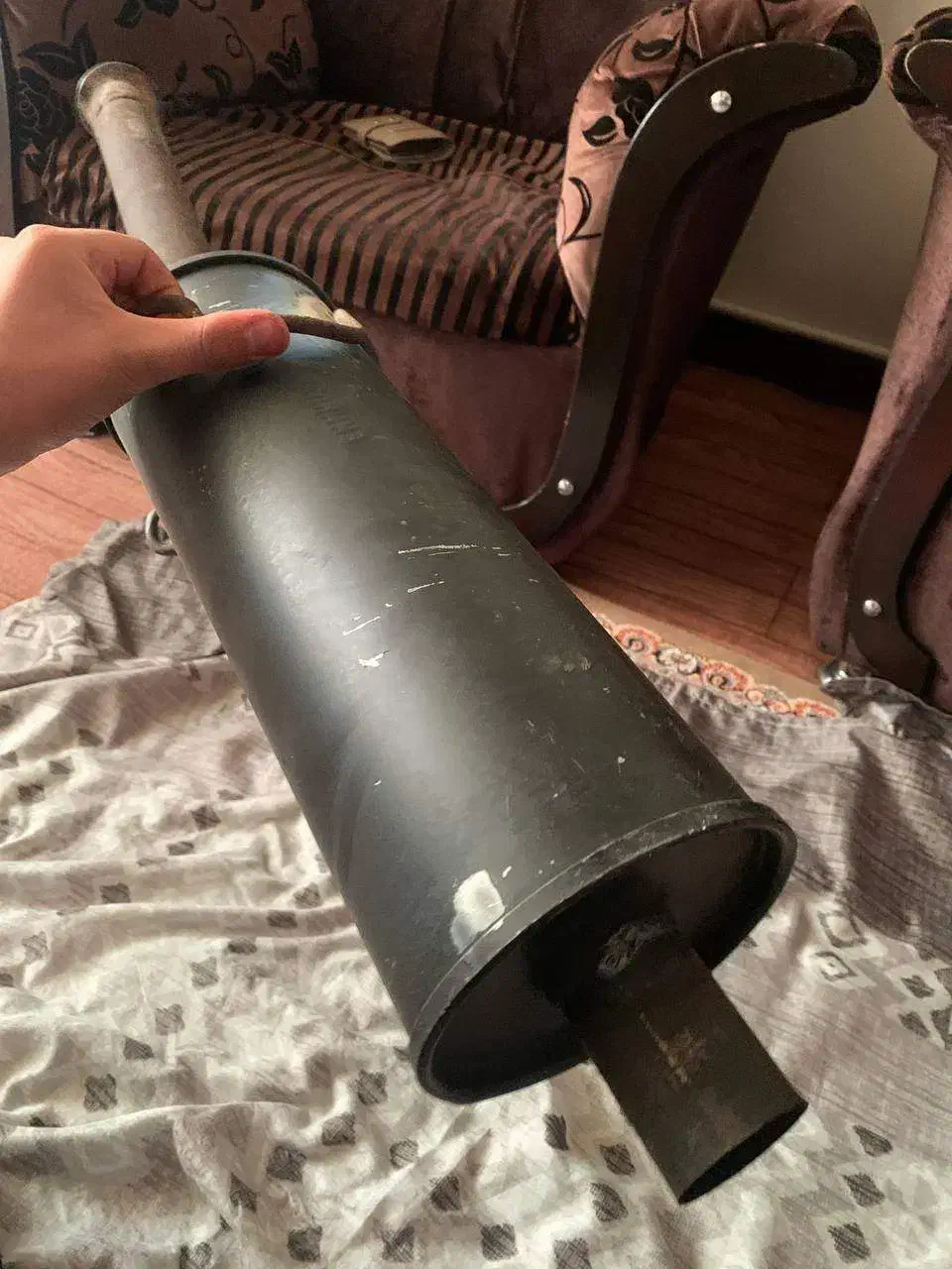 منبع ۱۰۶بنزی بزرگ|قطعات یدکی و لوازم جانبی|رودهن, |دیوار