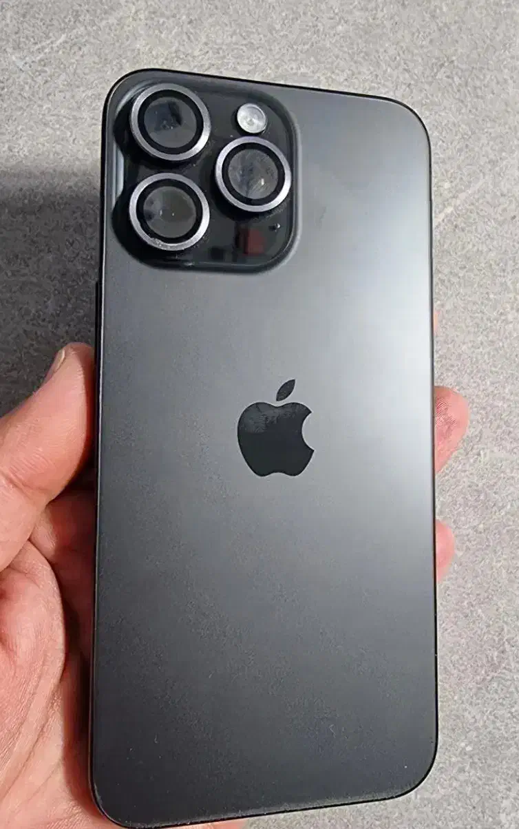 ایفون 15pro max|موبایل|اصفهان, سروستان|دیوار
