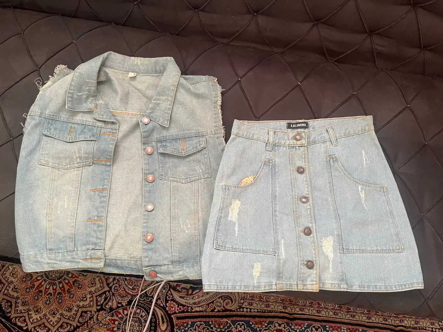 دامن لی|لباس|کیش, |دیوار