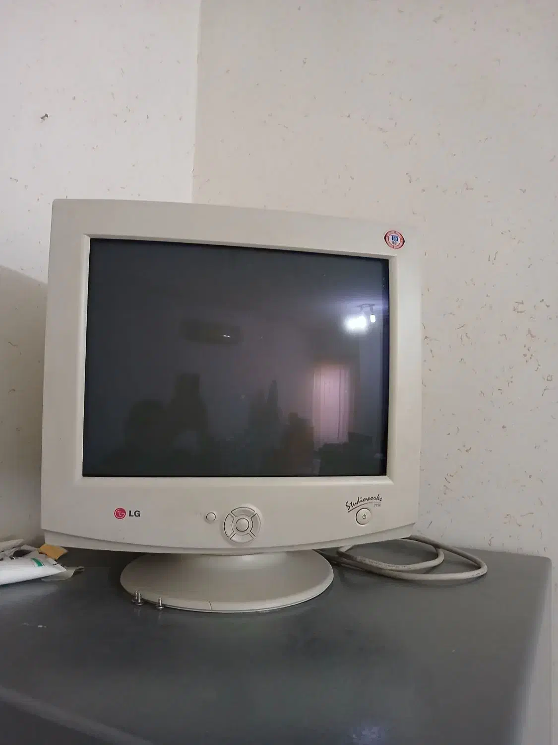 مونیتور قدیمی کامپیوتر|قطعات و لوازم جانبی رایانه|اصفهان, شهریار|دیوار