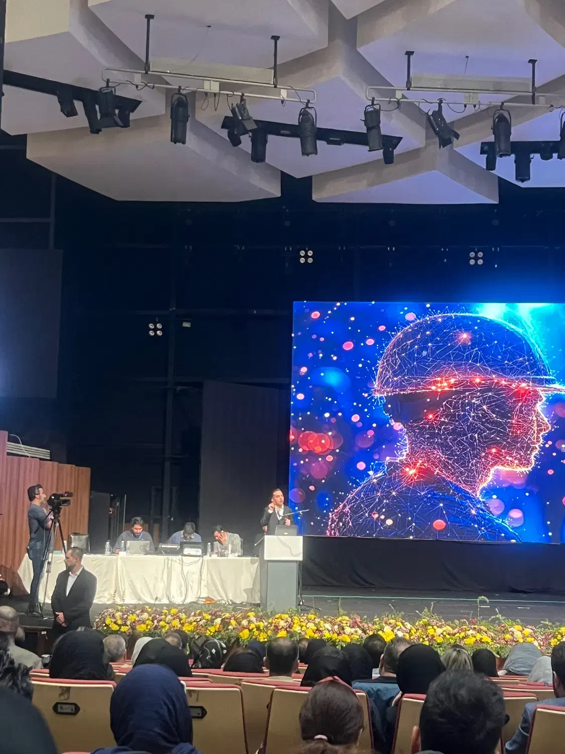 استخدام|استخدام رایانه و فناوری اطلاعات|پرند, فاز ۲|دیوار