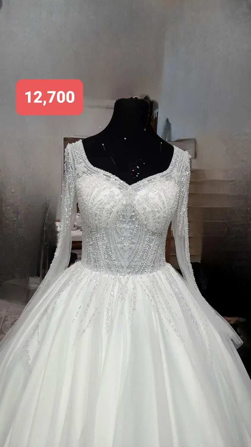 لباس عروس کاملا نو و تن نخورده بعلت جمع آوری مزون|لباس|آستانه اشرفیه, |دیوار