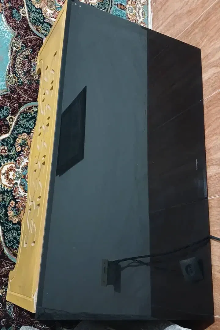 گل میز|مبلمان خانگی و میز عسلی|فسا, |دیوار