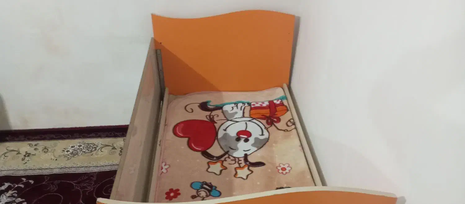 تختوخواب|تخت و سرویس خواب|پیرانشهر, |دیوار