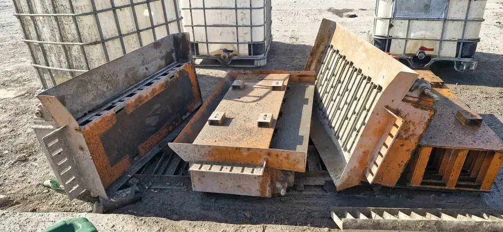 فروش دستگاه تولید بلوک تخم گذار|ماشینآلات صنعتی|کاشان, شهرک صنعتی کویر|دیوار