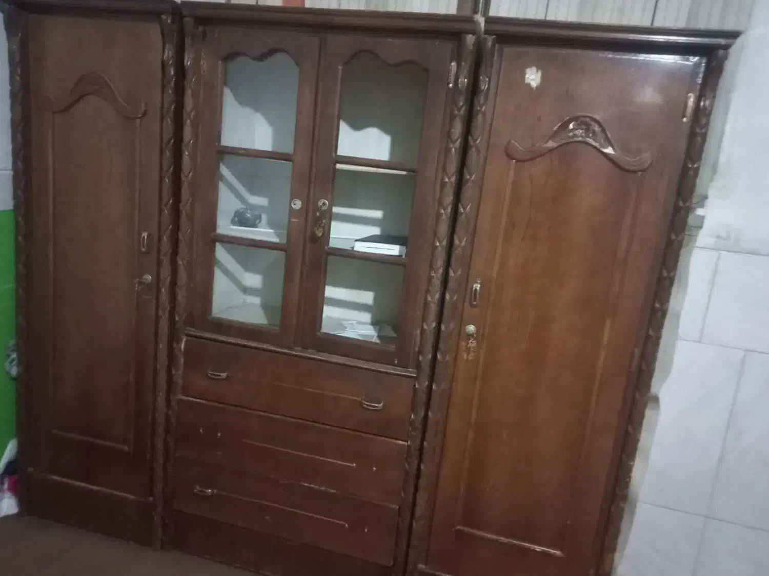 کمد چوبی همراه اشانتیون|جاکفشی، کمد، دراور|اصفهان, شهرک امام خمینی|دیوار