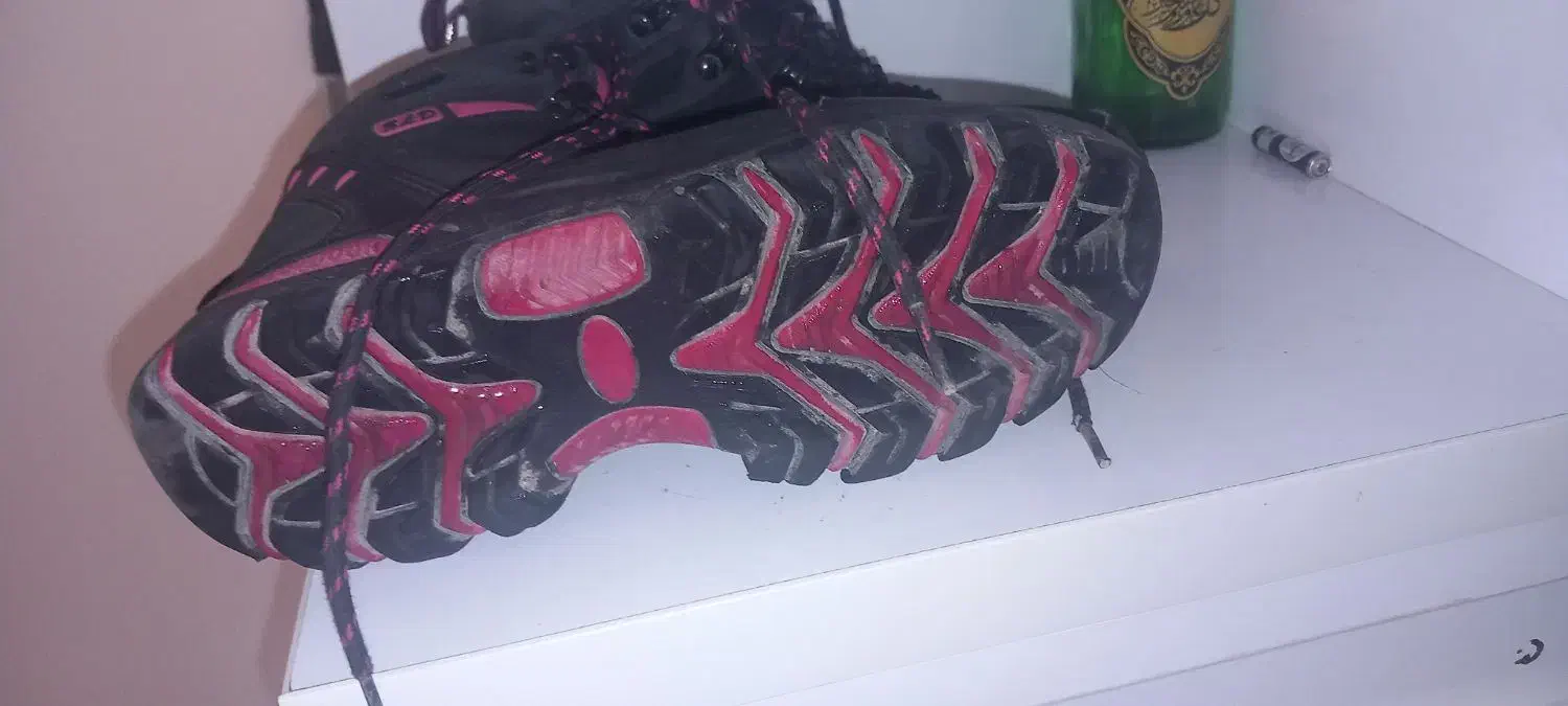 کفش کوهنوردی برند اوت دور|کیف، کفش، کمربند|بندر کنگان, |دیوار