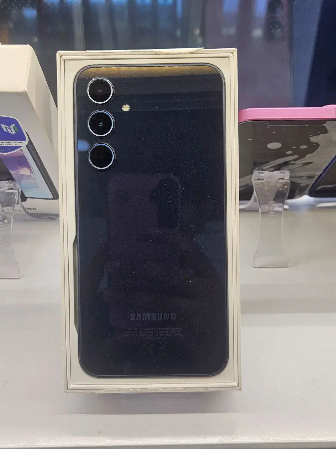 A55 تمیز 256|موبایل|قم, عربستان|دیوار