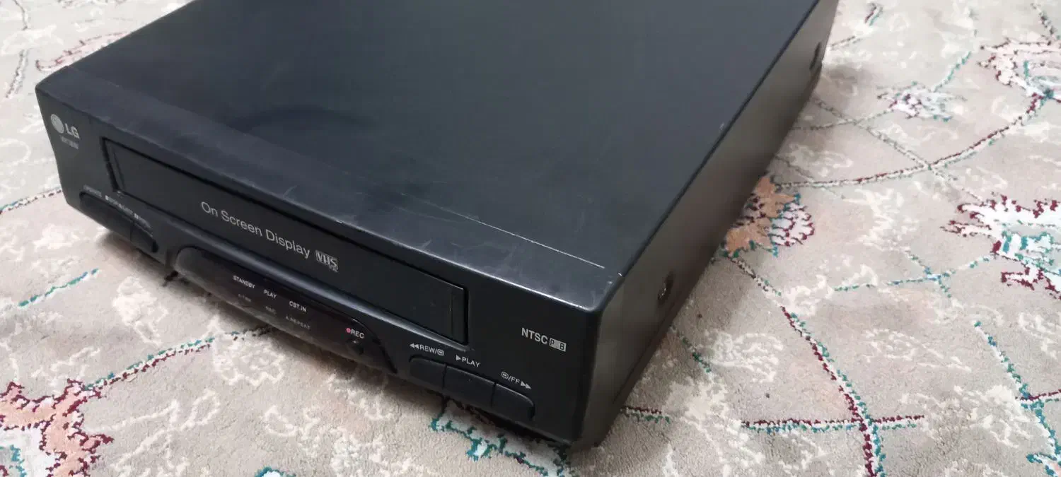 ویدیو نوار بزرگ LG نیاز به سرویس|پخش‌کننده DVD و ویدیو|فردیس, سرحدی|دیوار