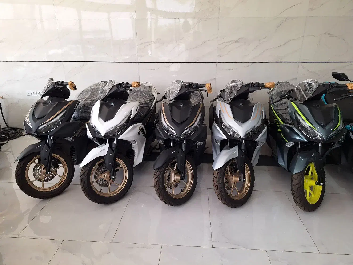 موتور اقساطی تا ۱۶ ماه بدونه سود|موتورسیکلت|سمنان, |دیوار