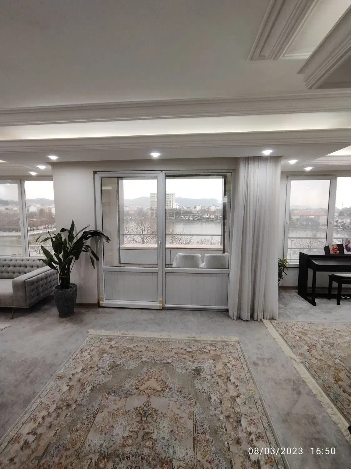 رهن و اجاره روبروی استخر ویو دار طبقه ششم|اجارهٔ آپارتمان|لاهیجان, کوی خزر|دیوار