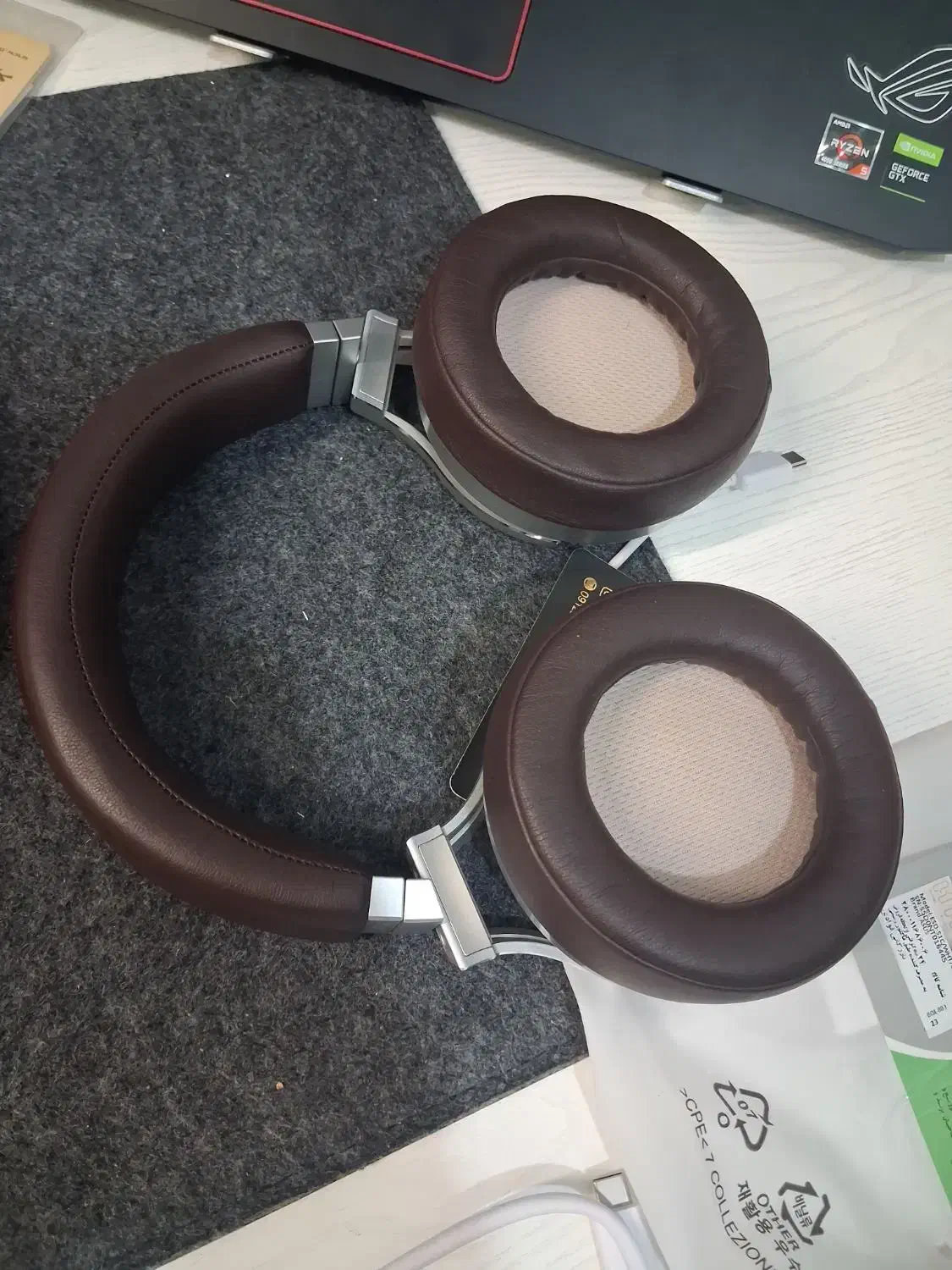 هدست کورسیر virtuoso rgb wireless se|قطعات و لوازم جانبی رایانه|تهران, عباس‌آباد|دیوار