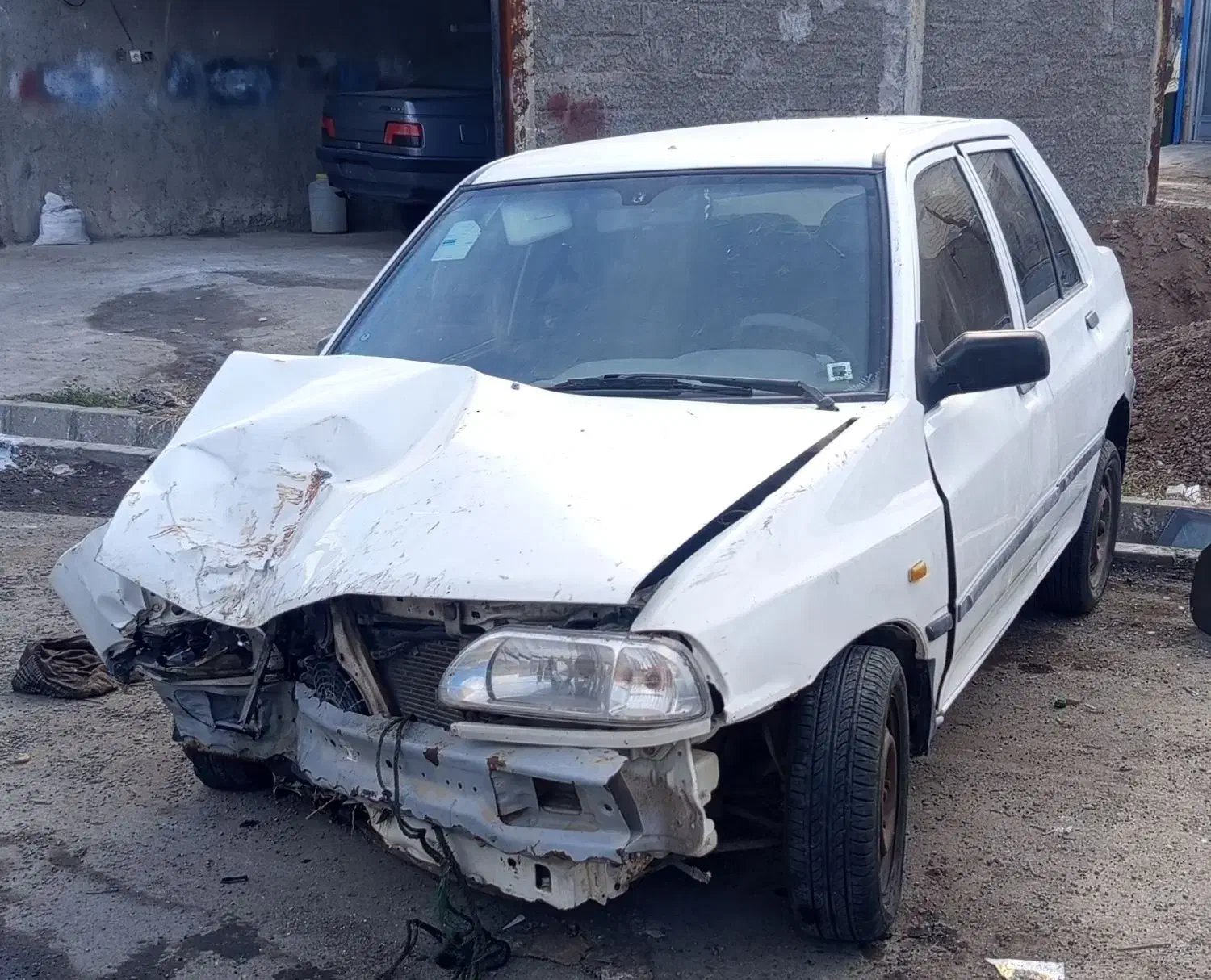 پراید تصادفی ۱۳۱ دو گانه کارخانه کم ضربه|خودرو سواری و وانت|مشگین شهر, |دیوار