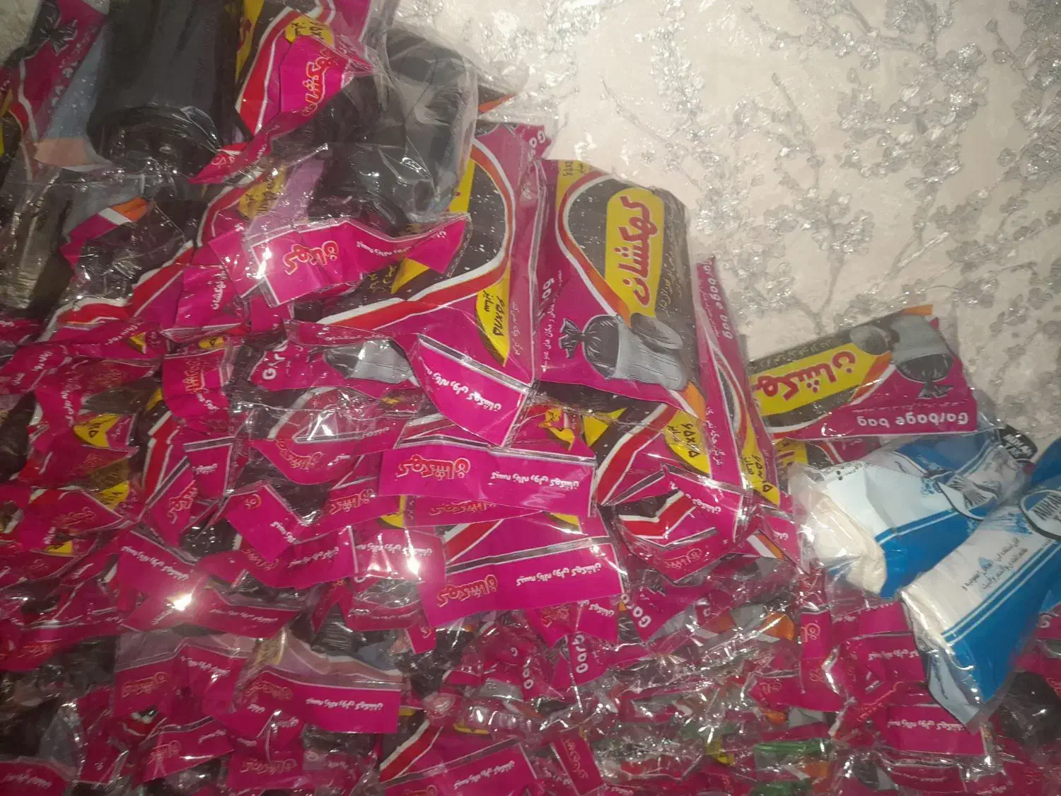 تولیدسفرهیکبارمصرفوکیسهزبالهسفره۱۰متری|ظروف نگهدارنده، پلاستیکی، یکبارمصرف|اشتهارد, |دیوار