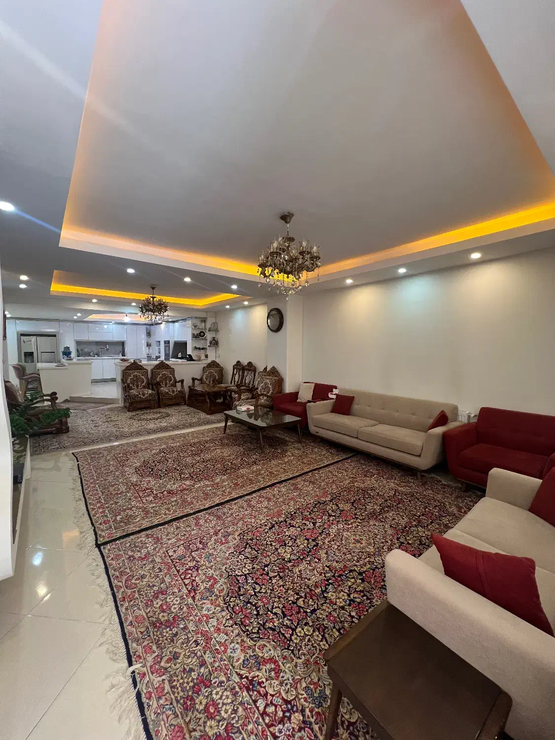 بلوار جمهوری، خ بیهقی، ۴۰ متر خیاط اختصاصی، ۳ خواب|فروش آپارتمان|کرمان, |دیوار