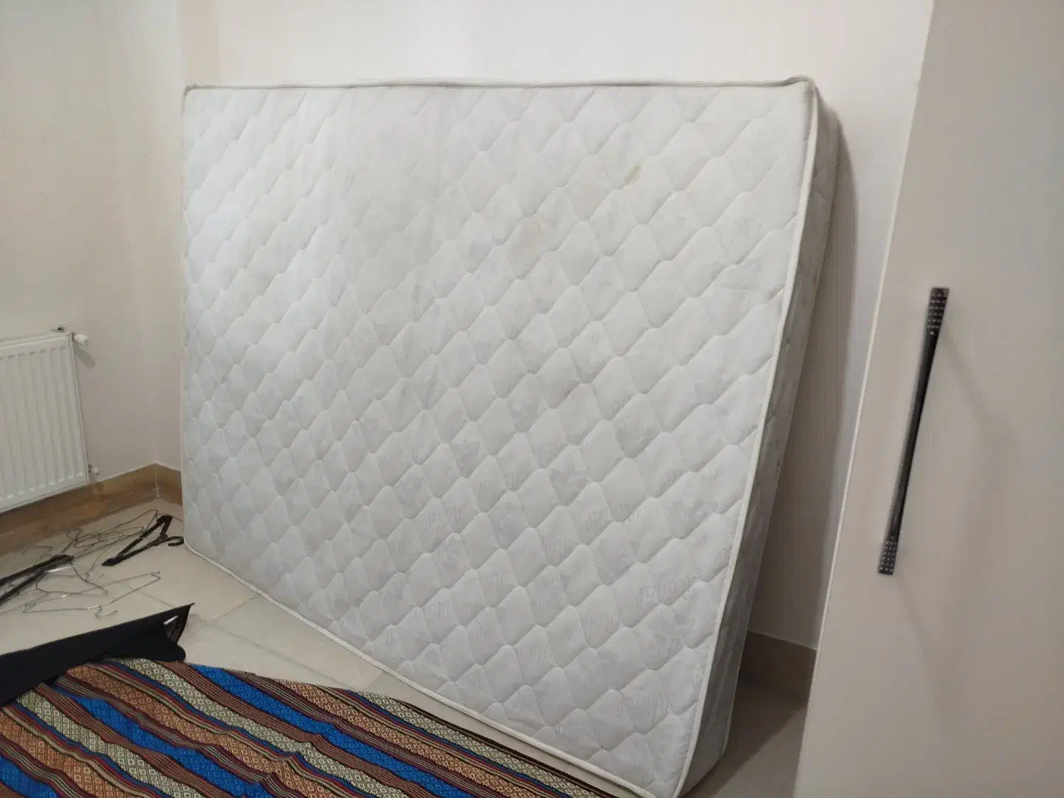 تشک|تشک تختخواب|سنندج, |دیوار