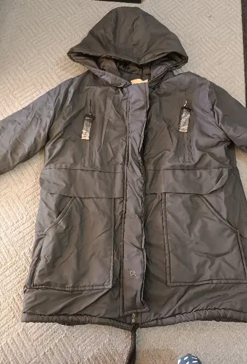 کاپشن نو|لباس|چرام, |دیوار