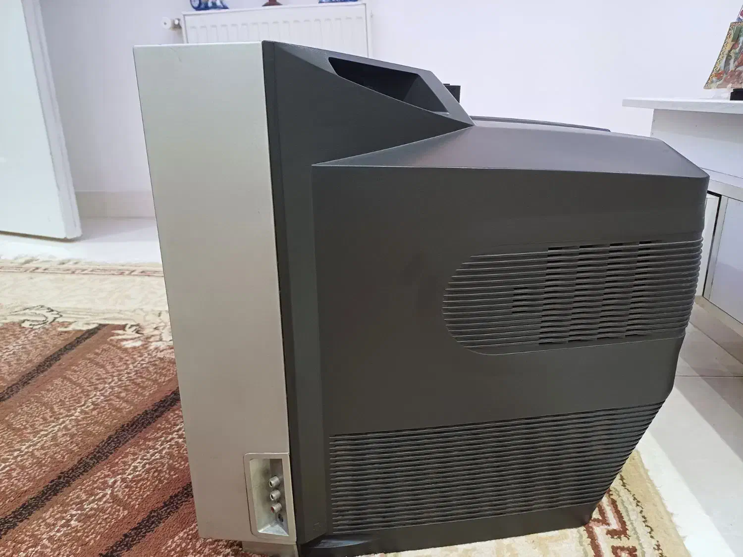 تلویزیون ال جی|تلویزیون و پروژکتور|رشت, گلزاران|دیوار