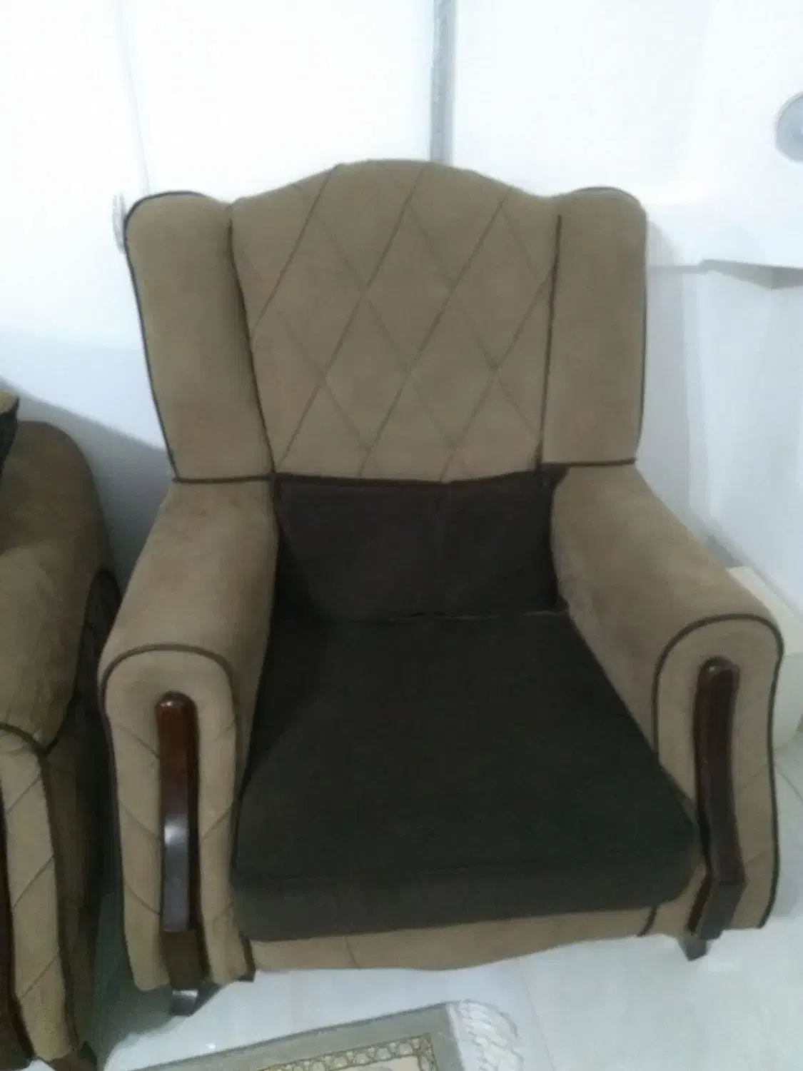 مبلمان|مبلمان خانگی و میز عسلی|تربتحیدریه, شهرک ولیعصر|دیوار