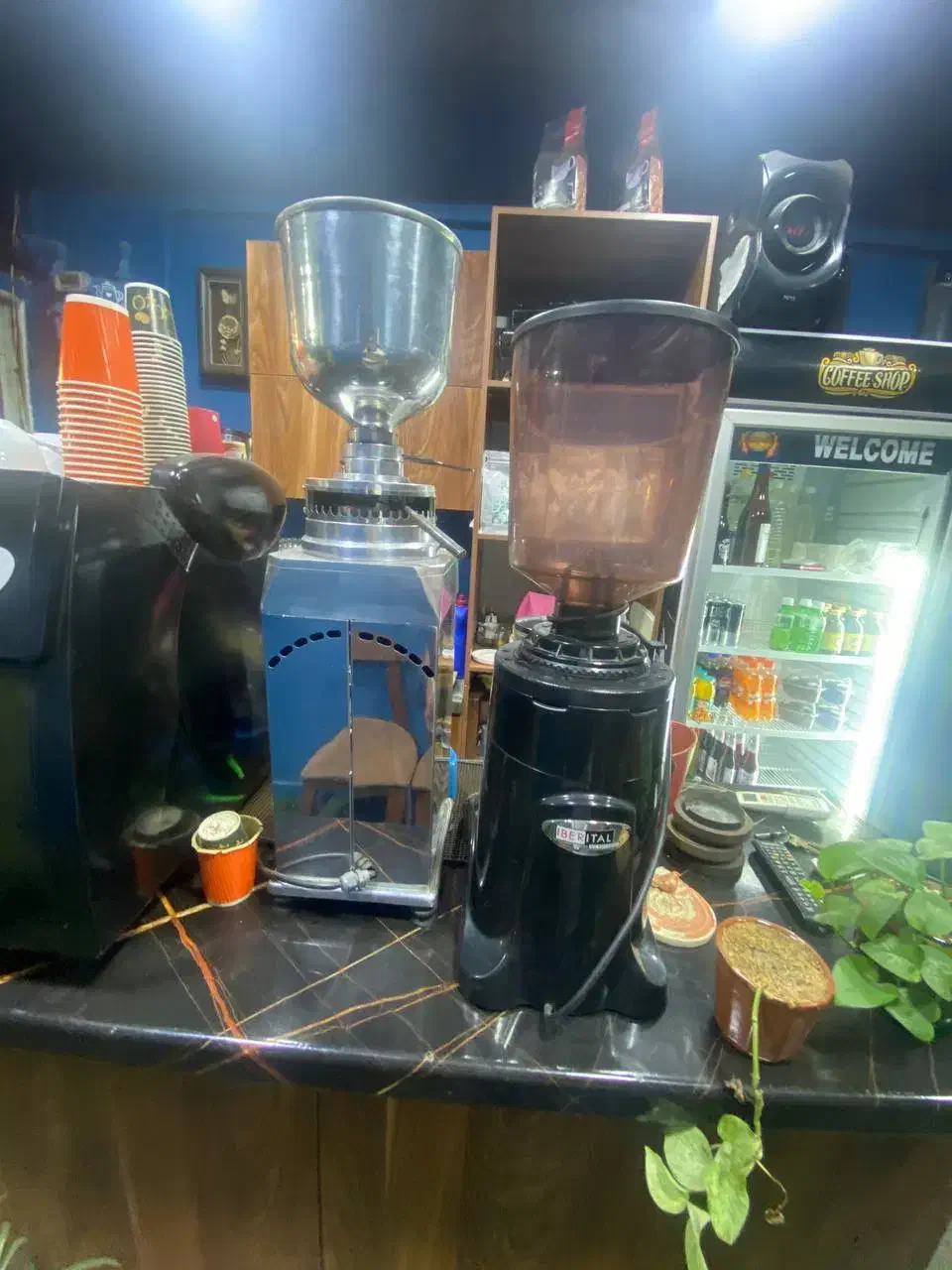 فروش کلیه اجناس|کافیشاپ و رستوران|ساوه, |دیوار