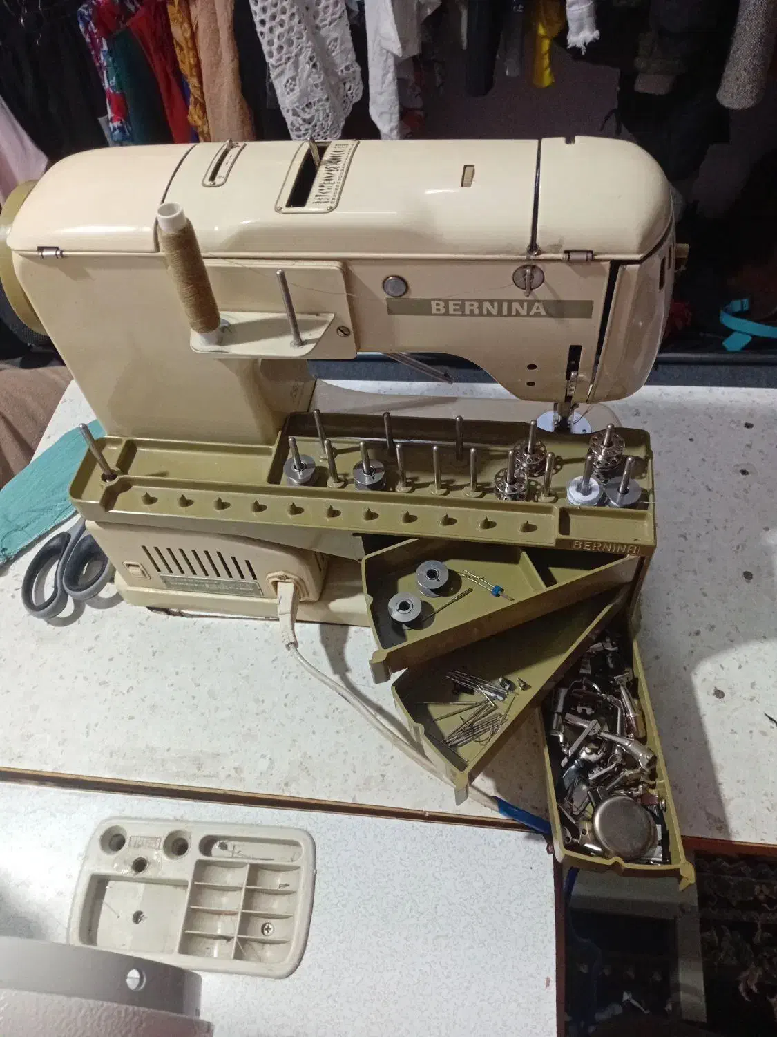 چرخ خیاطی|چرخ خیاطی و ریسندگی|تهران, مخصوص|دیوار