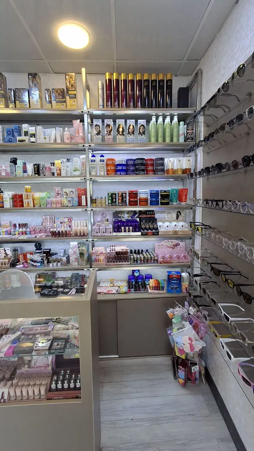 لوازم ارایشی و ادکلن|آرایشی، بهداشتی، درمانی|هشتگرد, مدرس|دیوار