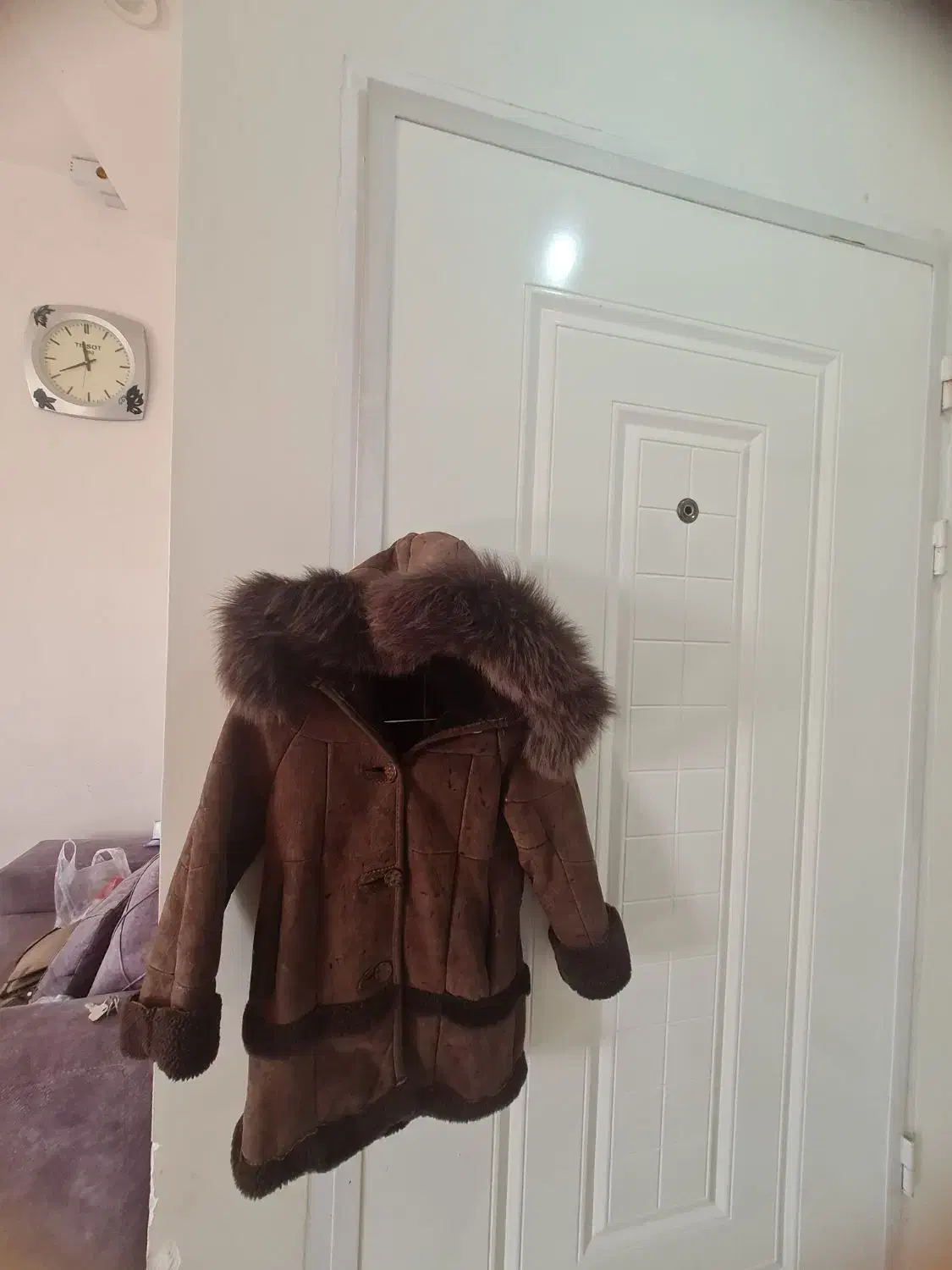 پالتو بوفالو|لباس|مشهد, سجادیه|دیوار