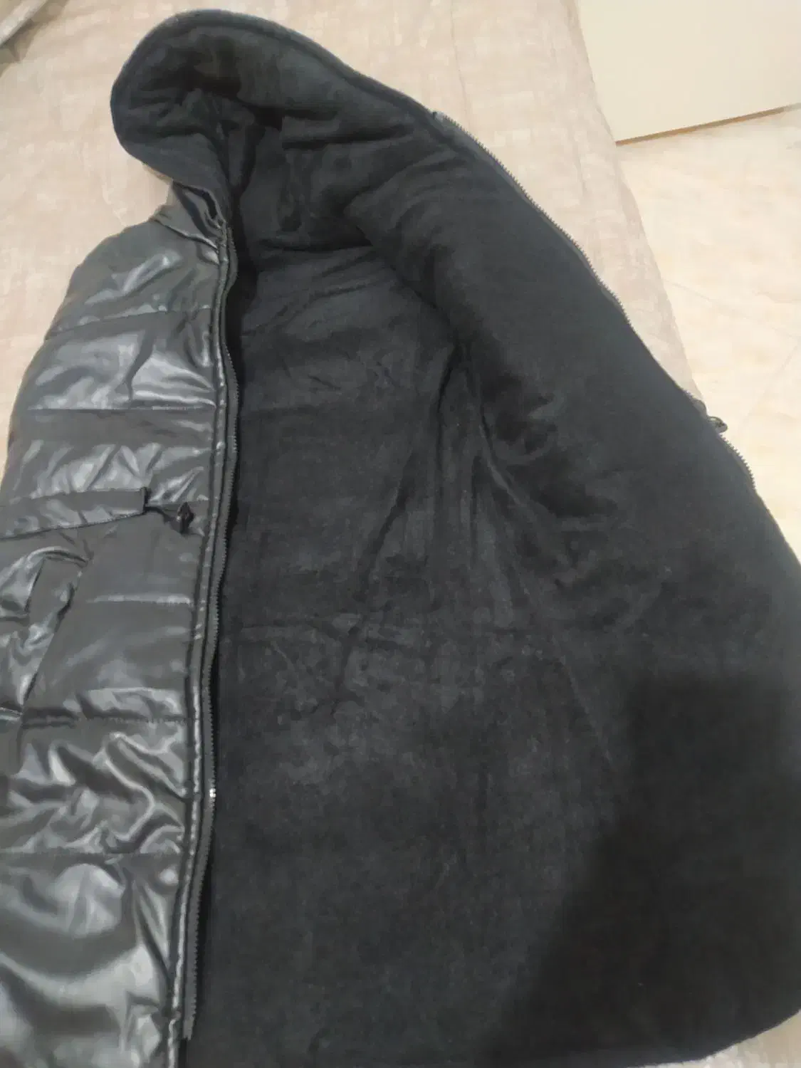 پافر چرم|لباس|زاهدان, |دیوار