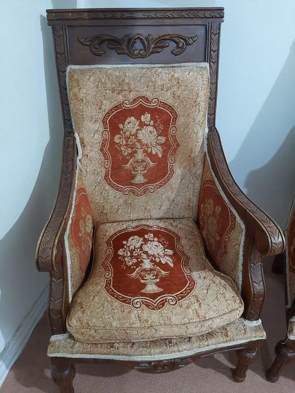 چهار عدد مبل تکی کتیبه ای|مبلمان خانگی و میز عسلی|ارومیه, |دیوار