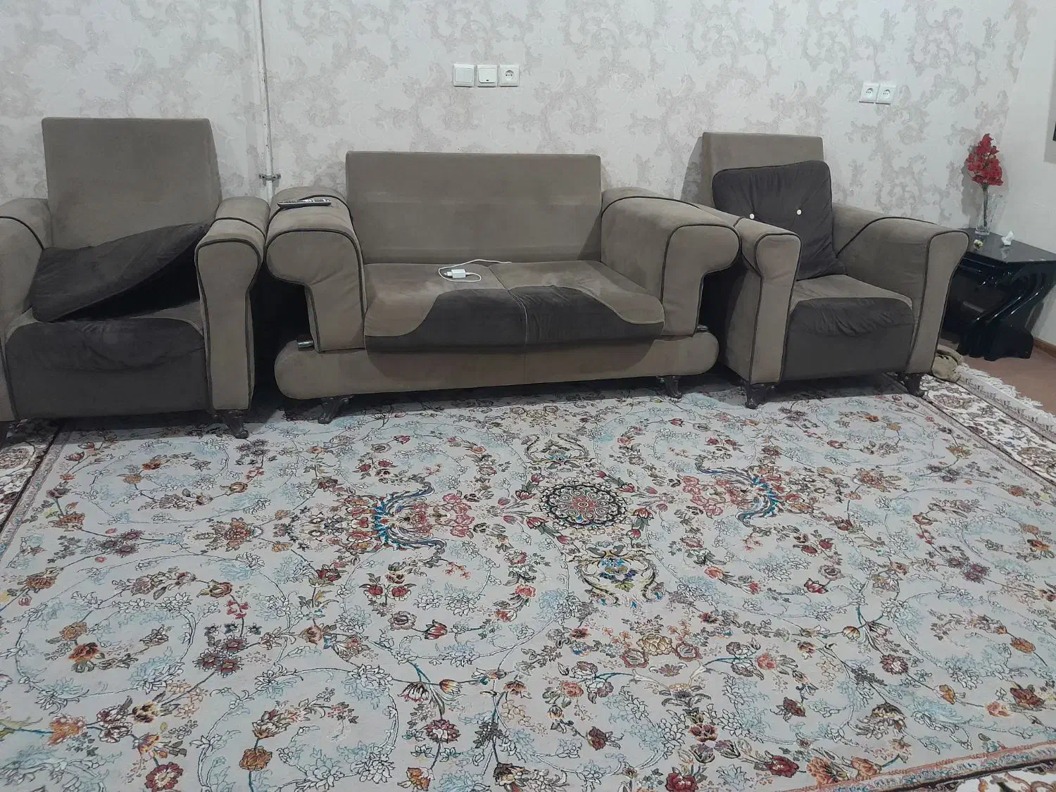 مبل هفت نفره راحتی|مبلمان خانگی و میز عسلی|بندر گناوه, |دیوار