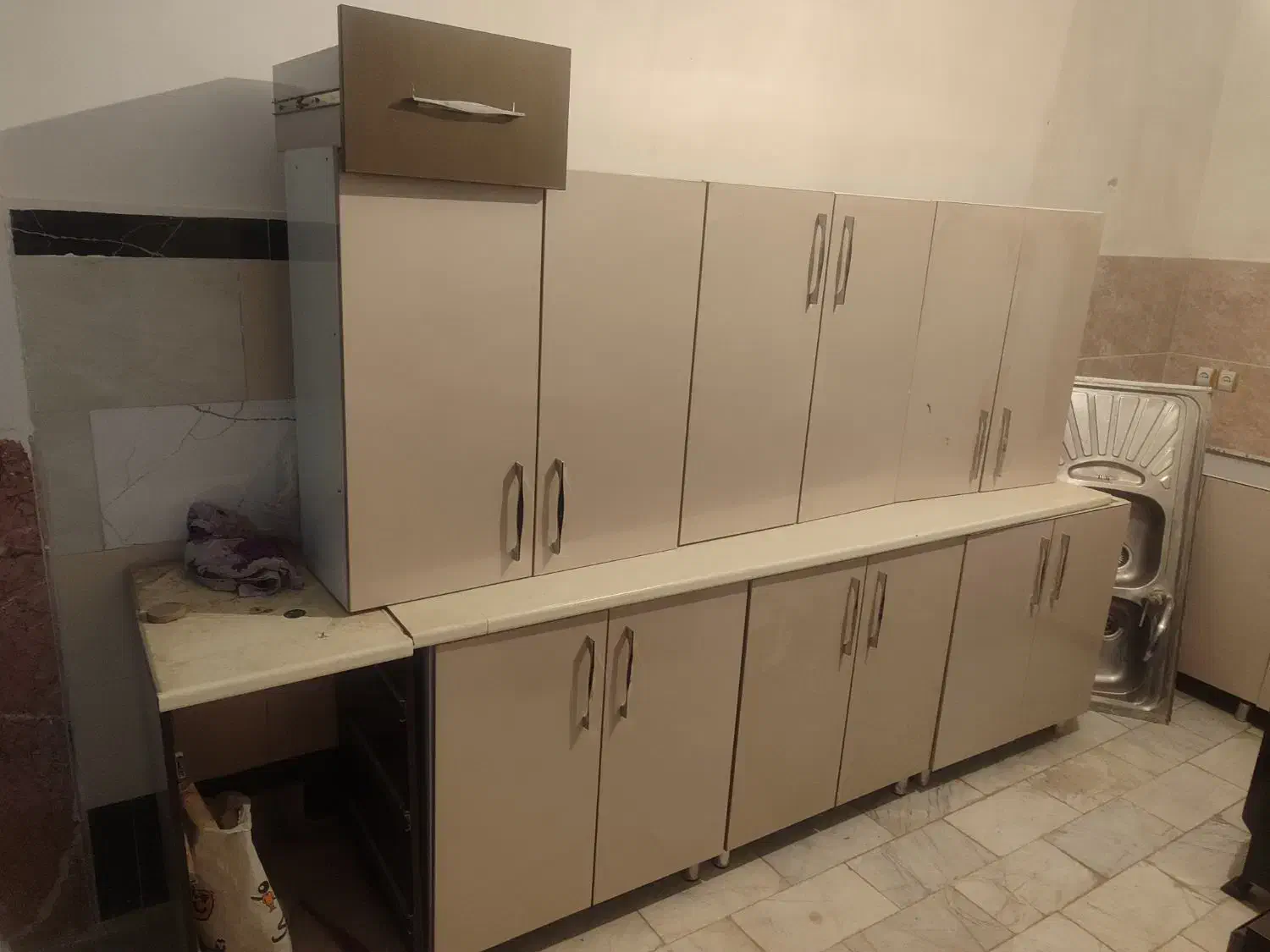 کابینت بدنه فلزی درب ام دی اف|آب‌چکان و نظم‌دهنده ظروف|اراک, |دیوار