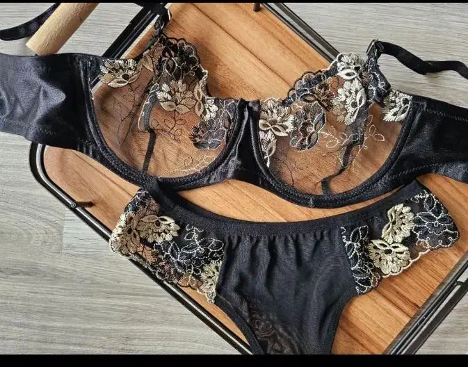 لباس زیر|لباس|خرم‌آباد, |دیوار