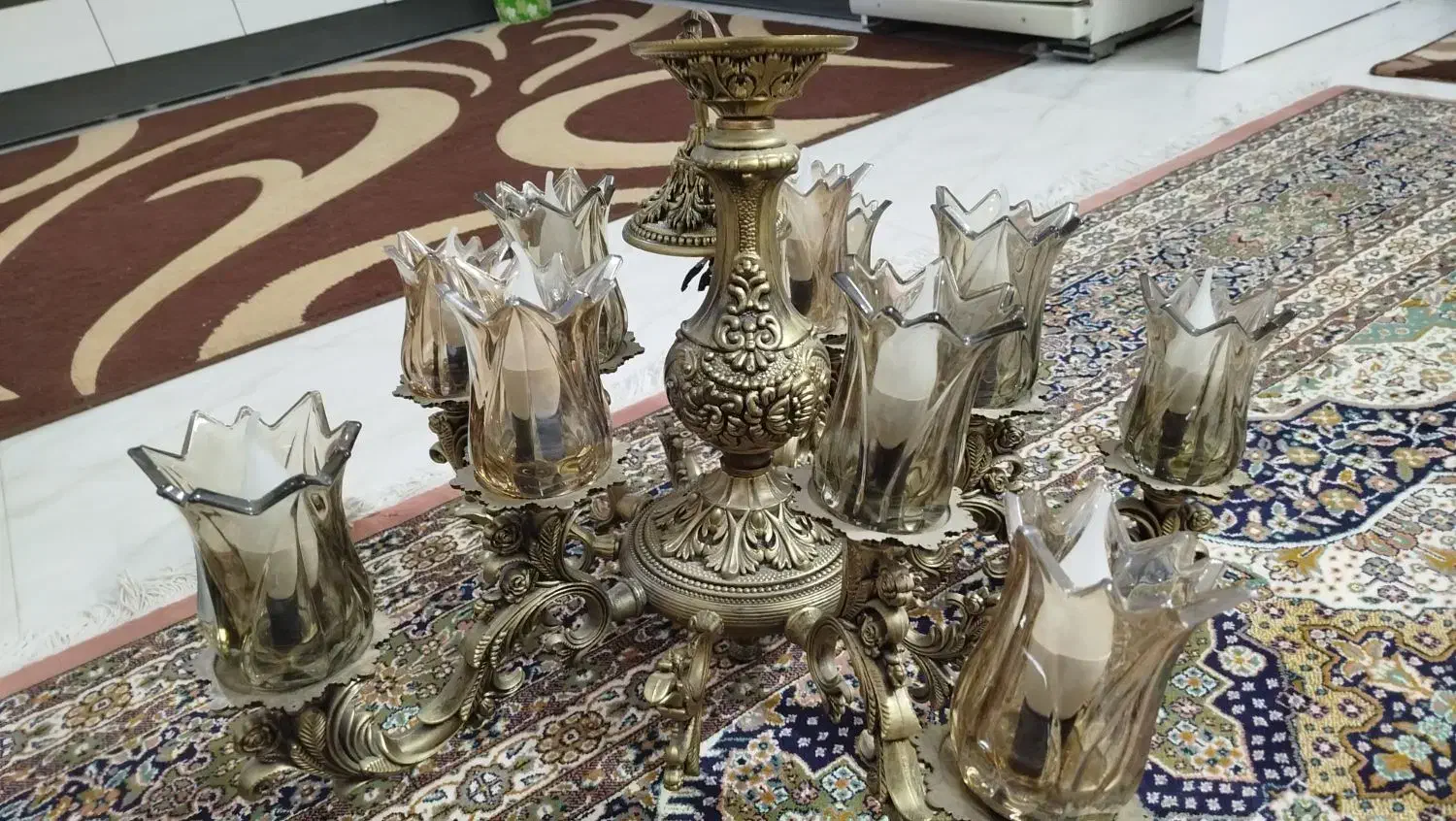 لوستر|لوستر و چراغ آویز|مشهد, کوشش|دیوار