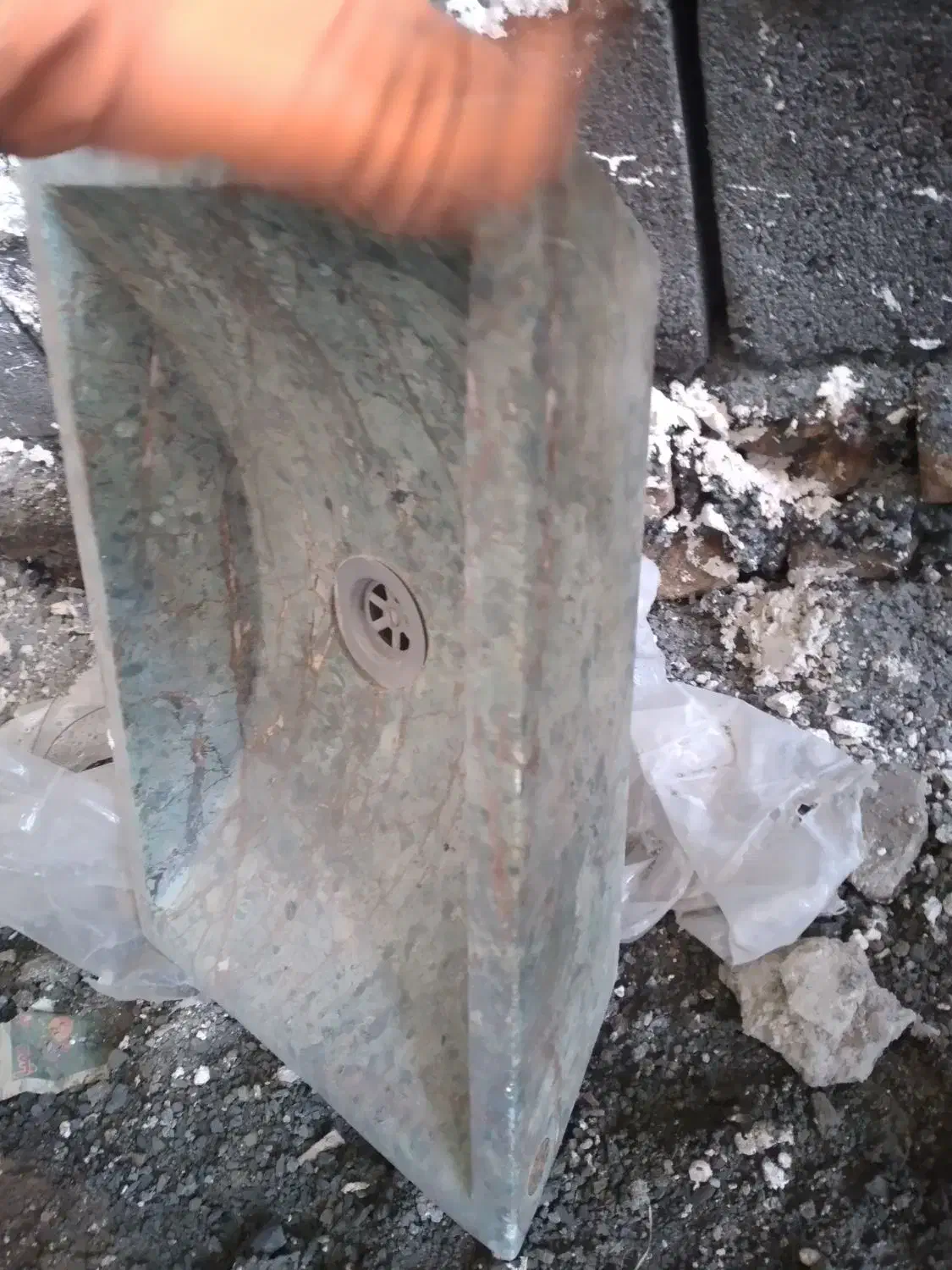 کاسه روشویی سنگ یک تیکه|لوازم سرویس بهداشتی|سنندج, |دیوار