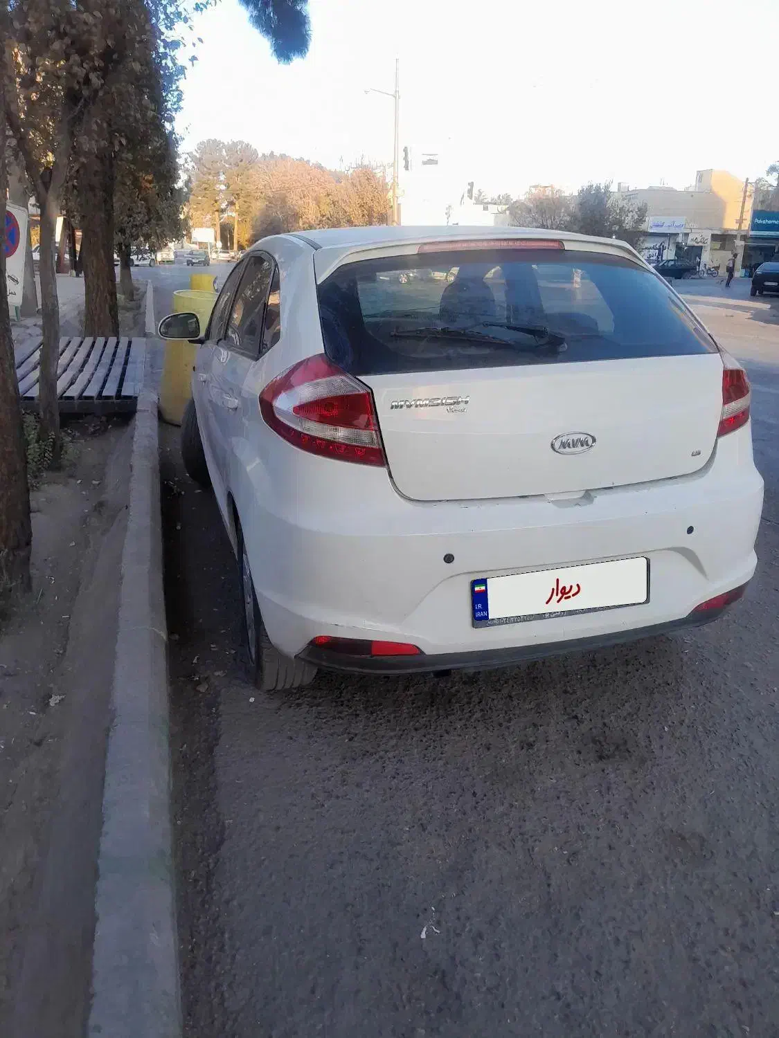 ام وی ام مدل ۹۴|خودرو سواری و وانت|سیرجان, |دیوار