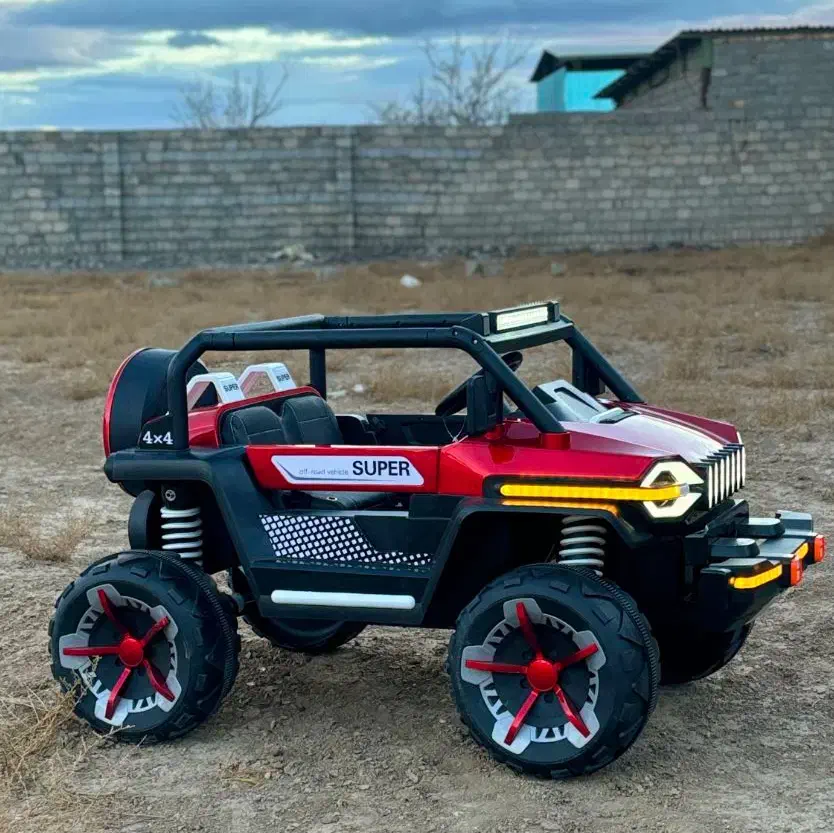 ماشین شارژی جیپ ۴موتوره بدون پیش پرداخت|اسباببازی|اصفهان, سروستان|دیوار