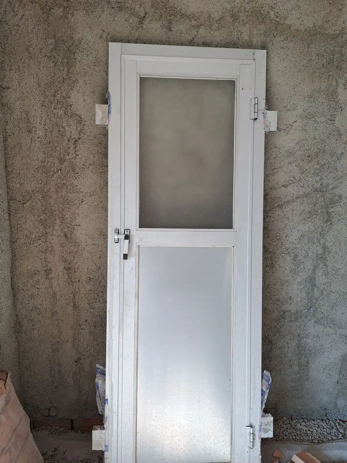 درب آلومینیومی و چوبی|مصالح و تجهیزات ساختمان|گرگان, |دیوار