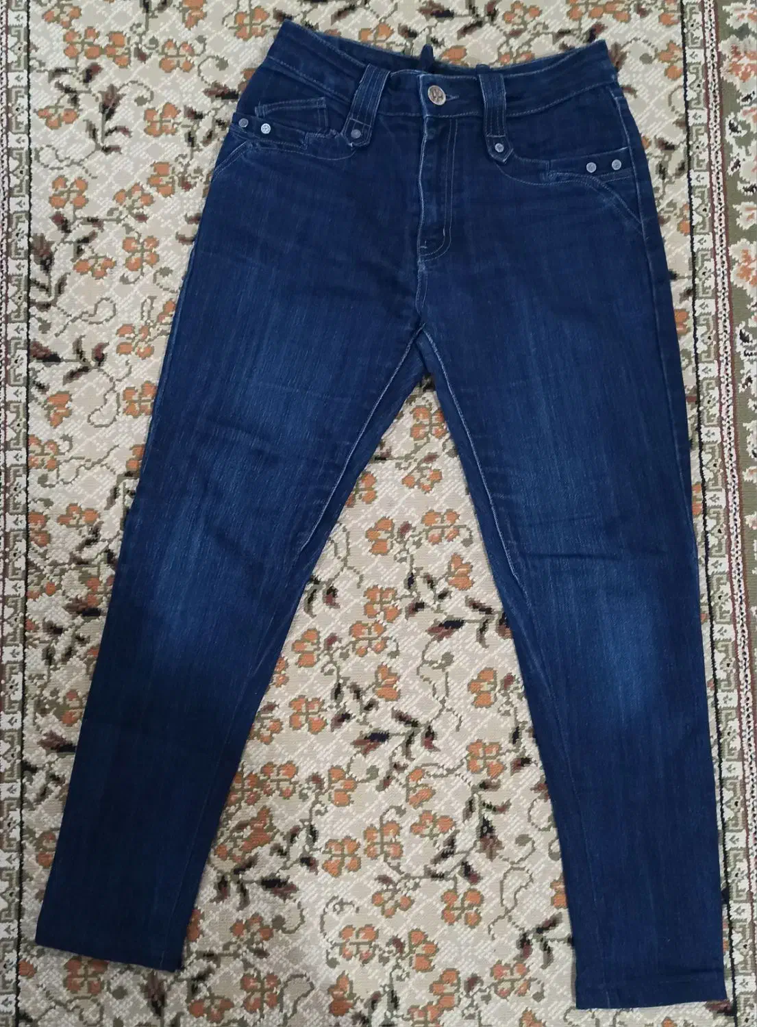 شلوار|لباس|مشهد, یاس|دیوار