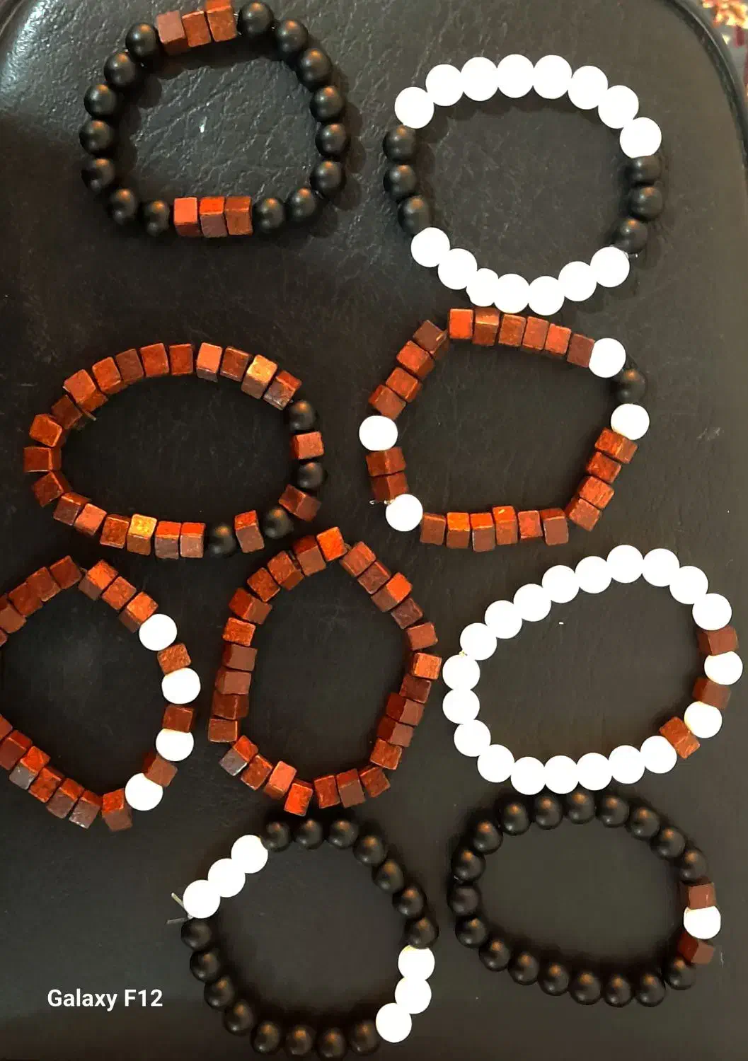 دست بند|بدلیجات|آبپخش, |دیوار