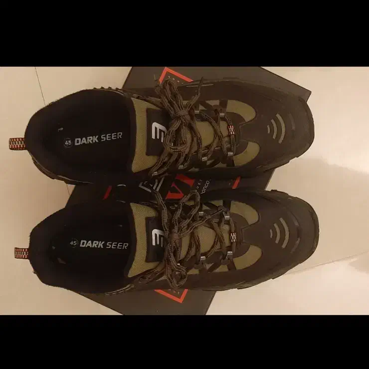 کفش طبیعت گردی برند Dark Seer|کفش و لباس بچه|تهران, دانشگاه شریف|دیوار