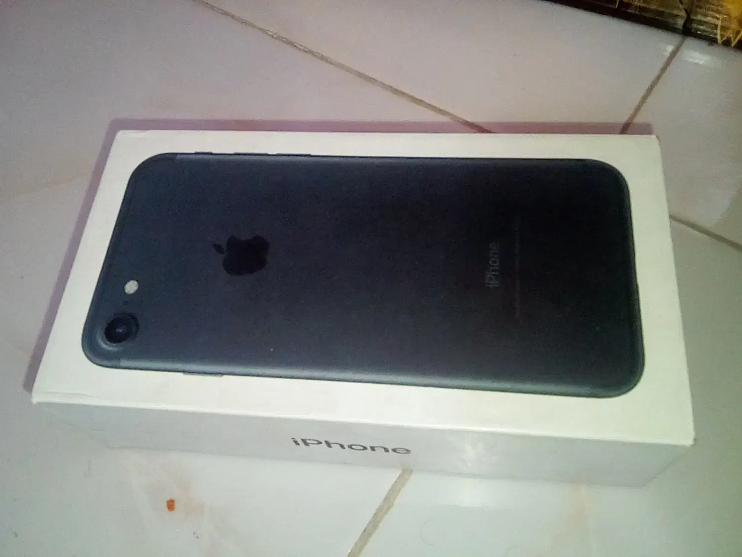 ایفون ۷ بدون انتن|موبایل|قائن, |دیوار