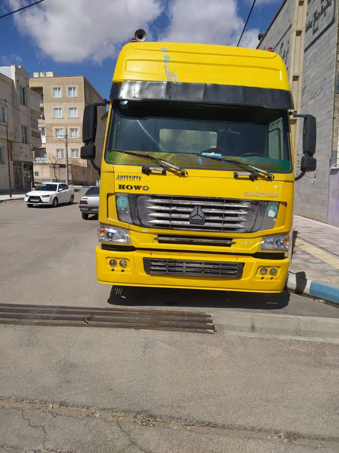 هوو|خودرو سنگین|آبیک, |دیوار