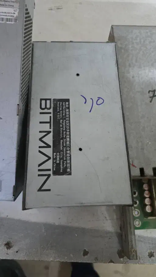 مدل بیتمین / پاور / تغذیه / BITMAIN 1800W|قطعات و لوازم جانبی رایانه|قم, شاه احمد قاسم|دیوار