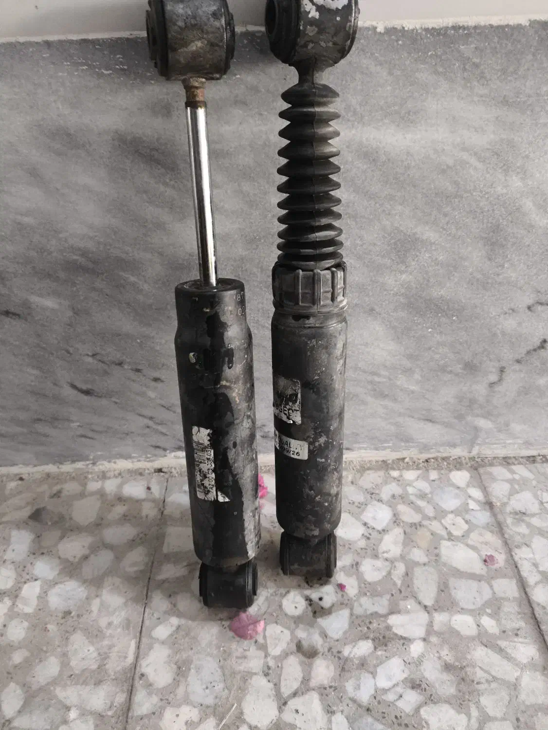 کمک عقب پژو|قطعات یدکی و لوازم جانبی|گرمسار, |دیوار