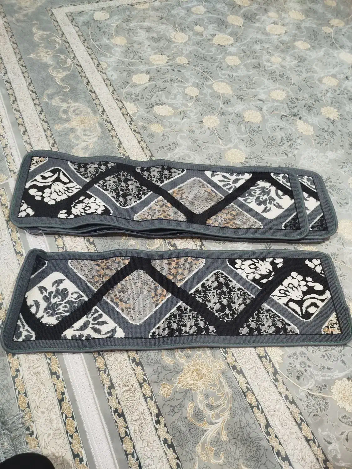 ۶ عدد رو پله|گلیم، جاجیم، گبه|نورآباد, |دیوار