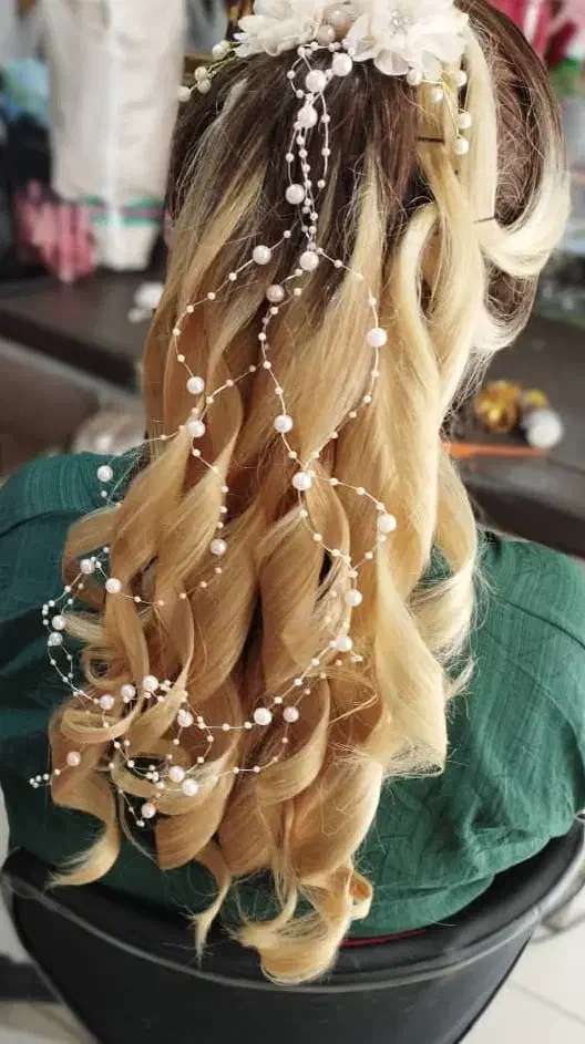 سالن زیبایی آیلار|خدمات آرایشگری و زیبایی|تبریز, |دیوار